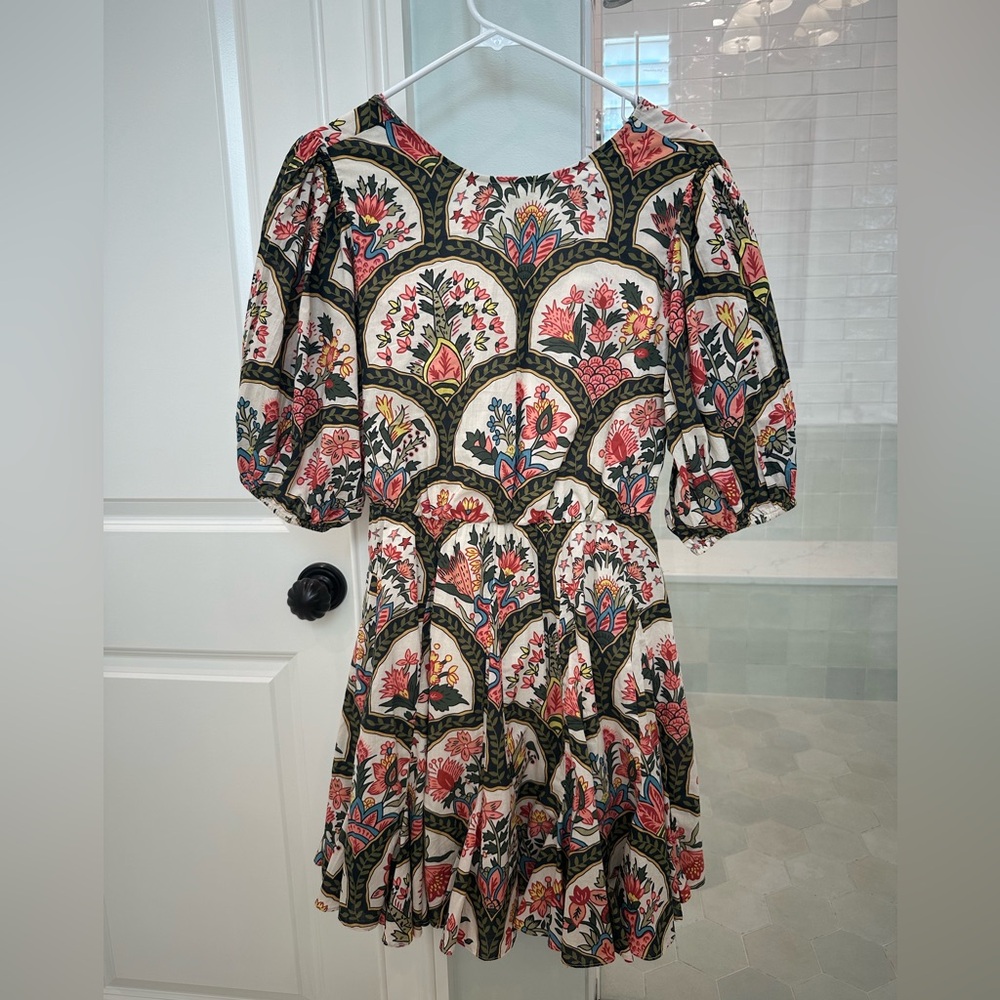 RHODE Molly dress in Mushroom brand new with tags never worn! Size Small.